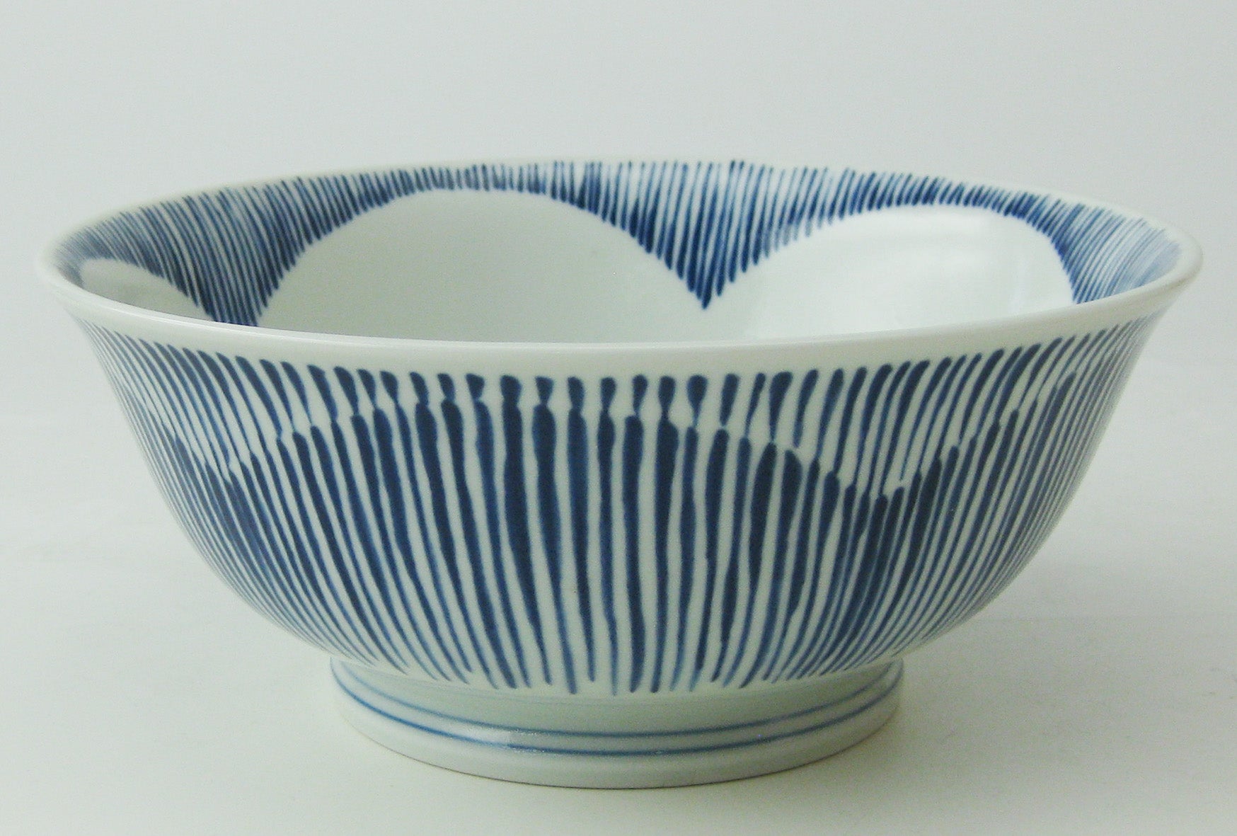 Hasami Porcelain Light Weight Noodle Bowl Togusa