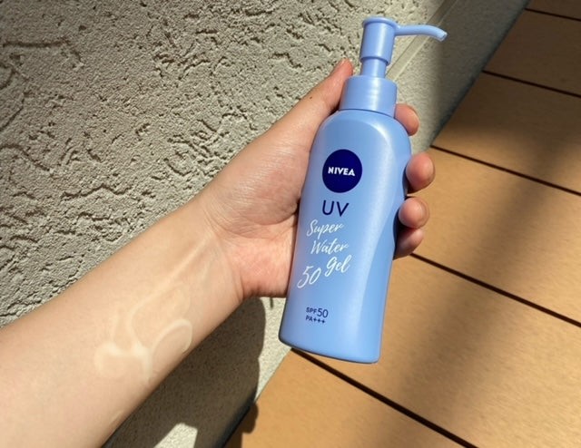 NIVEA UV Super Water Gel Sunscreen Pump SPF 50+/PA+++ (140g)