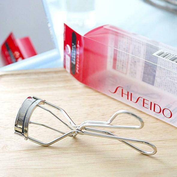 Shiseido Eyelash Curler 213 image